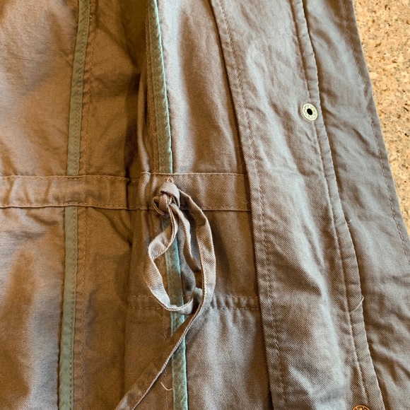 Market & Spruce Vest - Picture 7 of 9